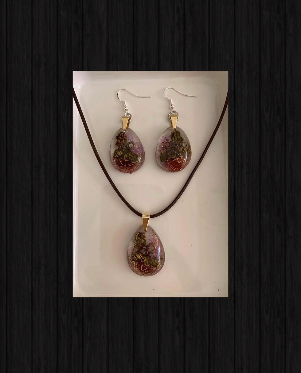 Thumbnail: Orgonite Set Earrings/Necklace Leather