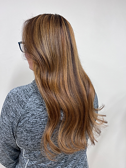 Jeneral-Beauty_dimensional-brunette-highlights 3