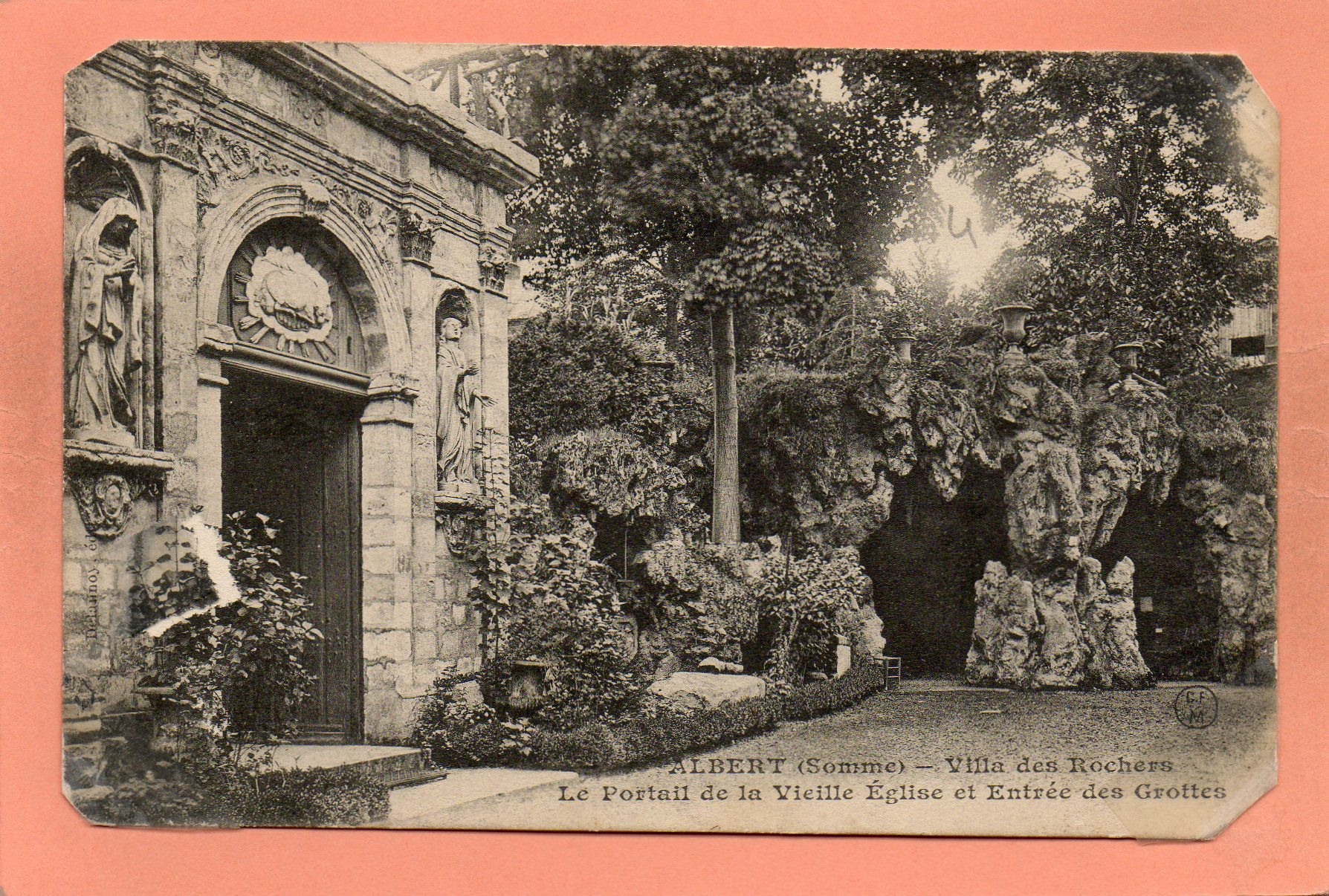 dept 80 - ALBERT - Villa des Rochers - Le Portail de la Vieille Eglise et Entrée
