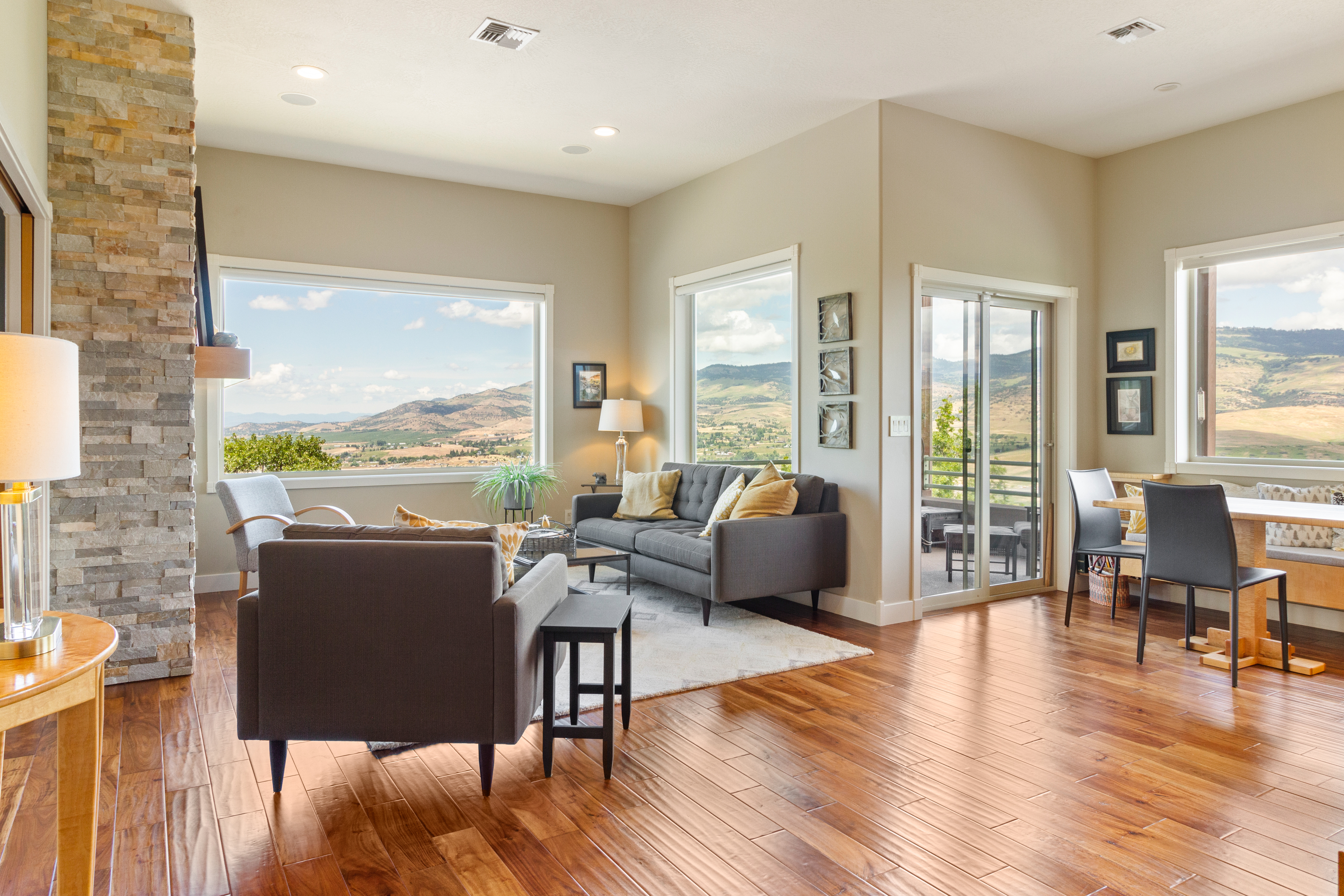 Rogue Valley listing photography by Rozen Film and Photo