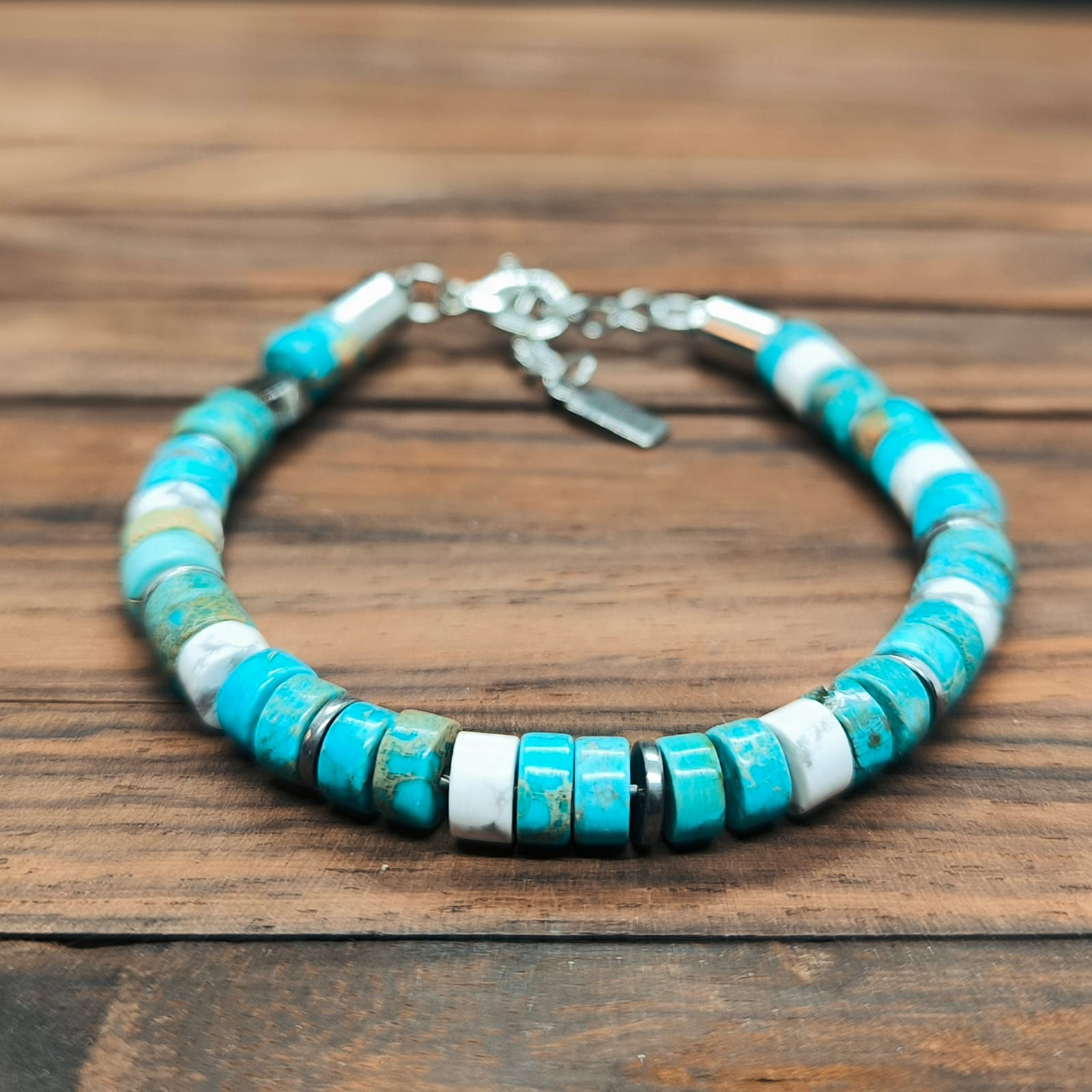 Bracelet Heishi Turquoise et Howlite 2