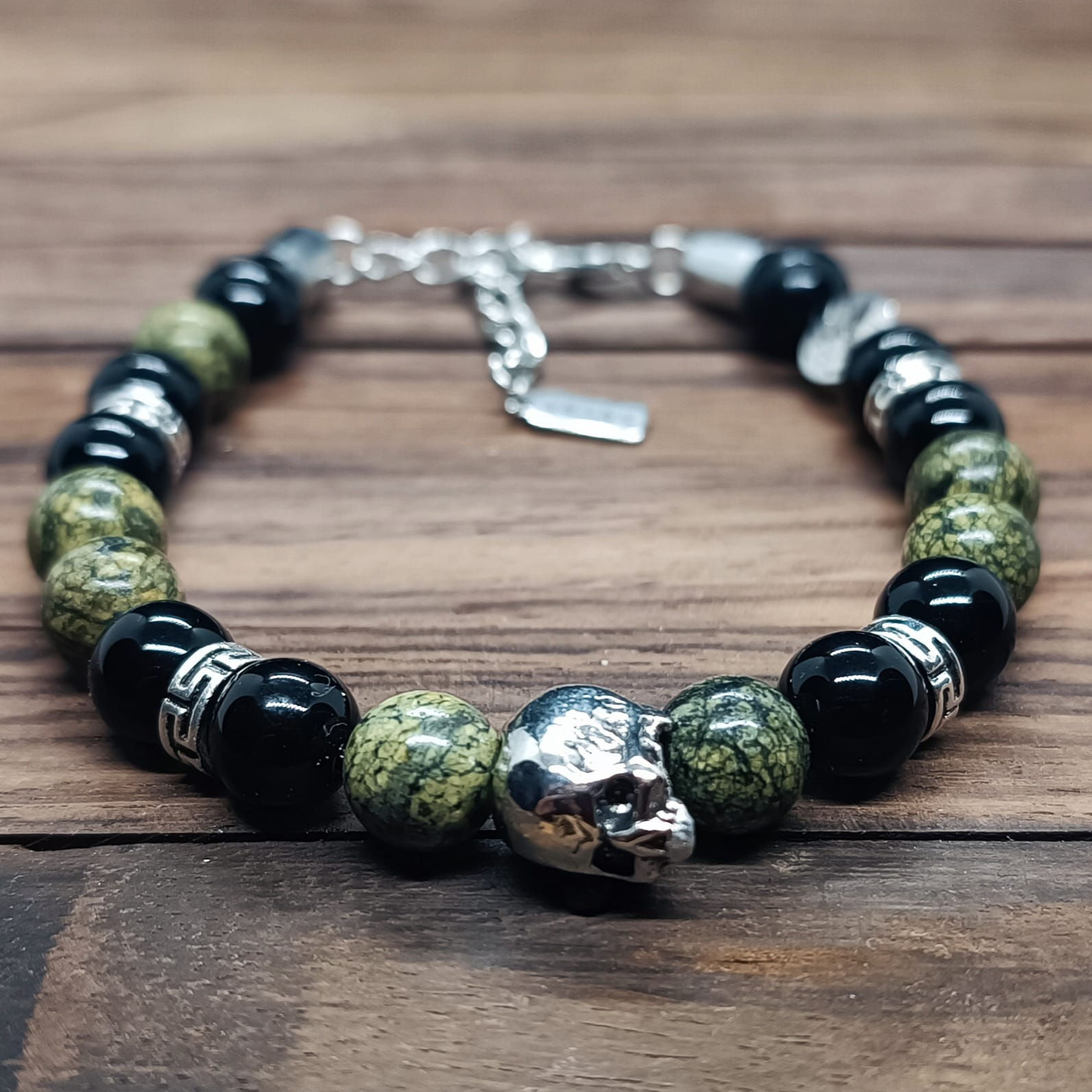 Bracelet Skull Serpentine et Onyx 8mm