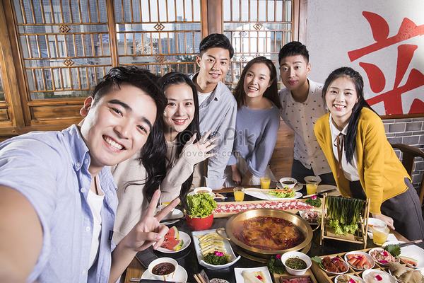 chiêm bao Thấy Ẳn Tiệc Đánh Con Gì | Giải Mã Giấc Mơ Ẳn Tiệc content media
