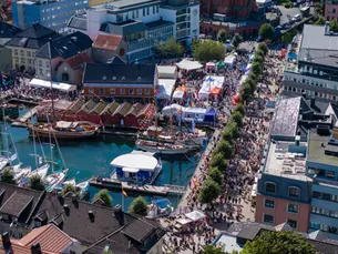 Nórsky festival demokracie v Arendale: o čo sa opiera dôvera v Nórsku?
