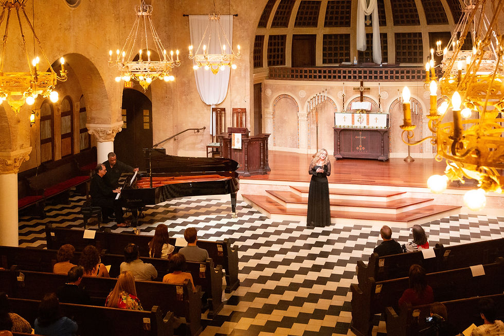 A production on The Opera Atelier. Silvia Ludueña & Daniel Daroca.