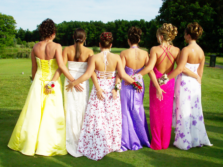 Spring Time, Prom Time:
How to survive prom-dress shopping