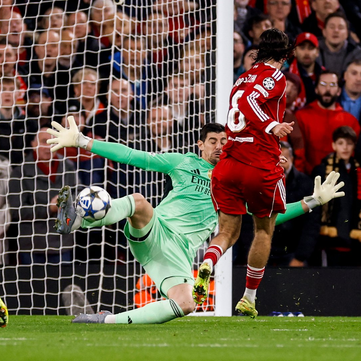 El Liverpool exhibe las debilidades del Madrid