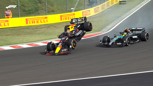 Crash in F1 between Verstappen and Hamilton.