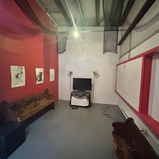 Clifford: The Little Red Room