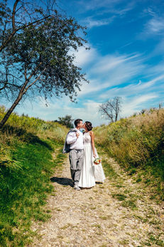 Fotograf, Hochzeitsfotografie, Wedding, Halle Saale, Leipzig, Hochzeit, Hochzeitsfotograf, individuelle Hochzeitsfotografie, authentische Hochzeitsfotografie, Ungestellt, Fotograf für Hochzeit, 