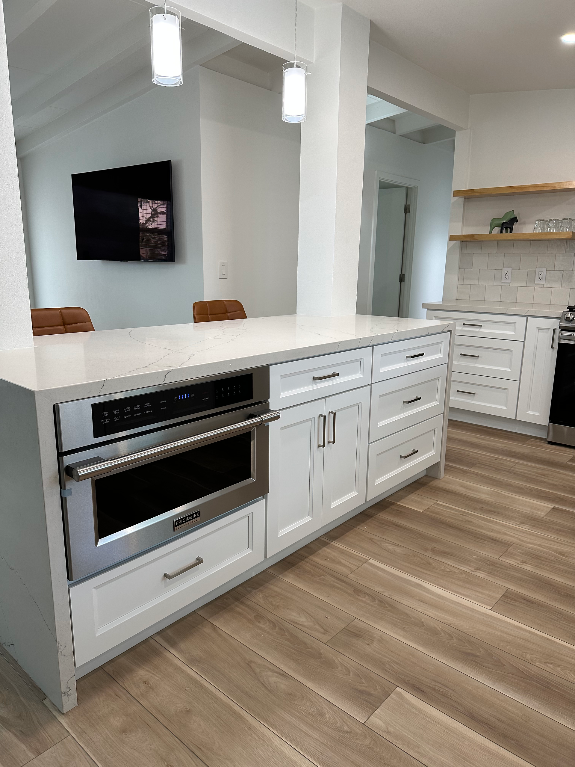 Kitchen Design by Pure Cabinet