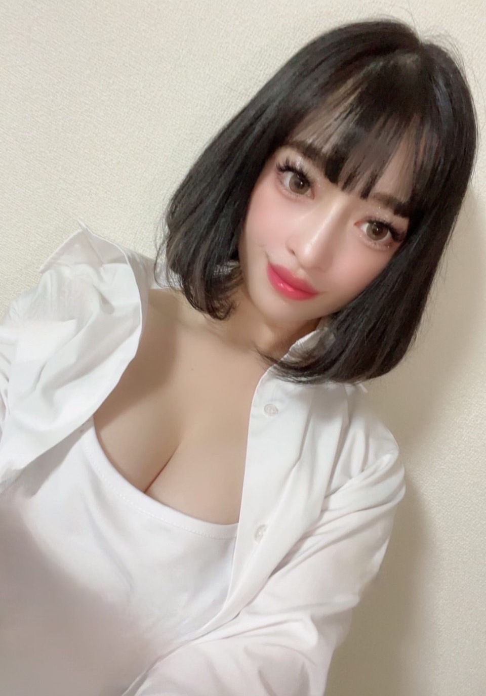 Thumbnail: Hitomi