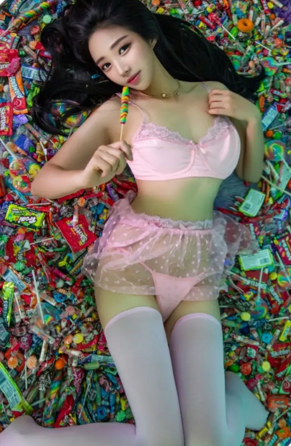Thumbnail: Lily