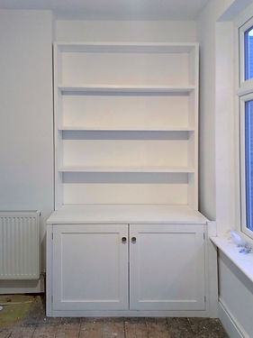 Cabinet with shelving