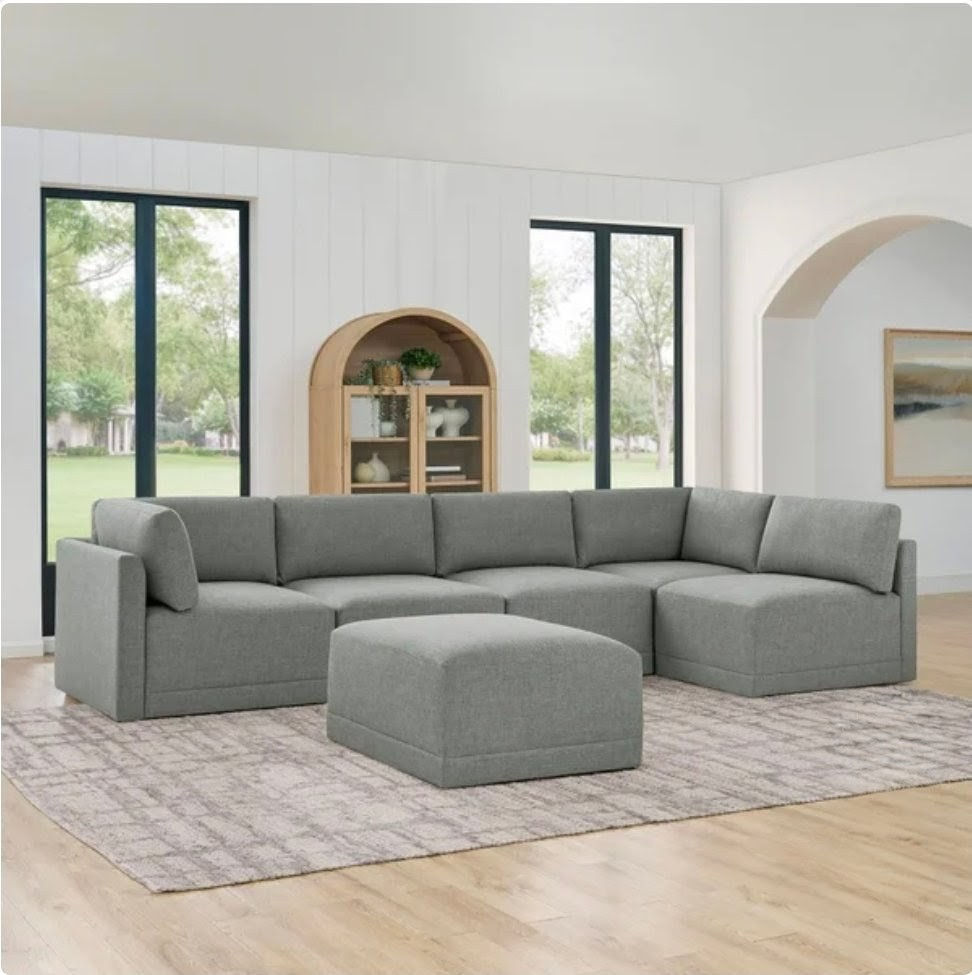 Thumbnail: Thomasville Fallon 6-piece Modular Fabric Sectional with Ottoman