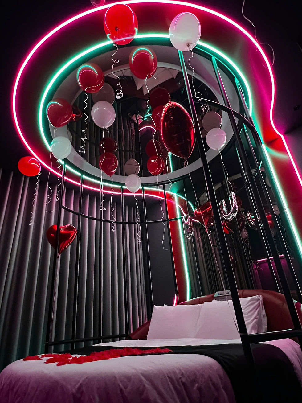 #Hướng Dẫn Cách Tổ Chức Sinh Nhật Cho 2 Người Lãng Mạn Nhất | 6 Senses Hotel