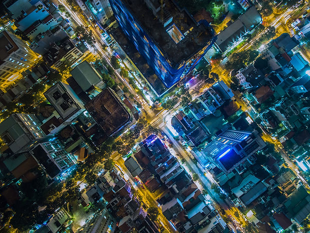 Vista noturna da cidade
