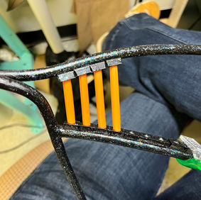 Setting straws into the connectors