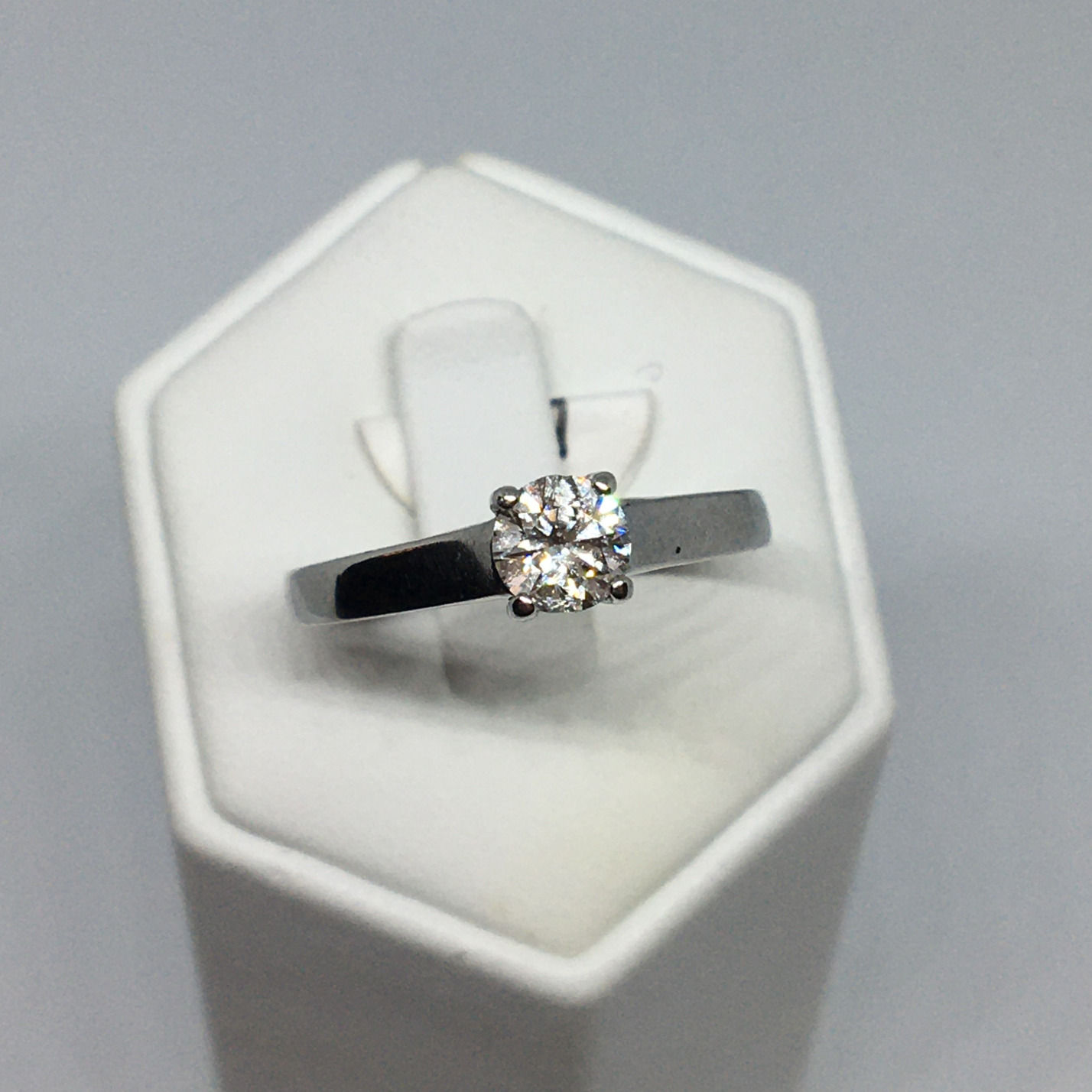 Platinum Diamond Ring