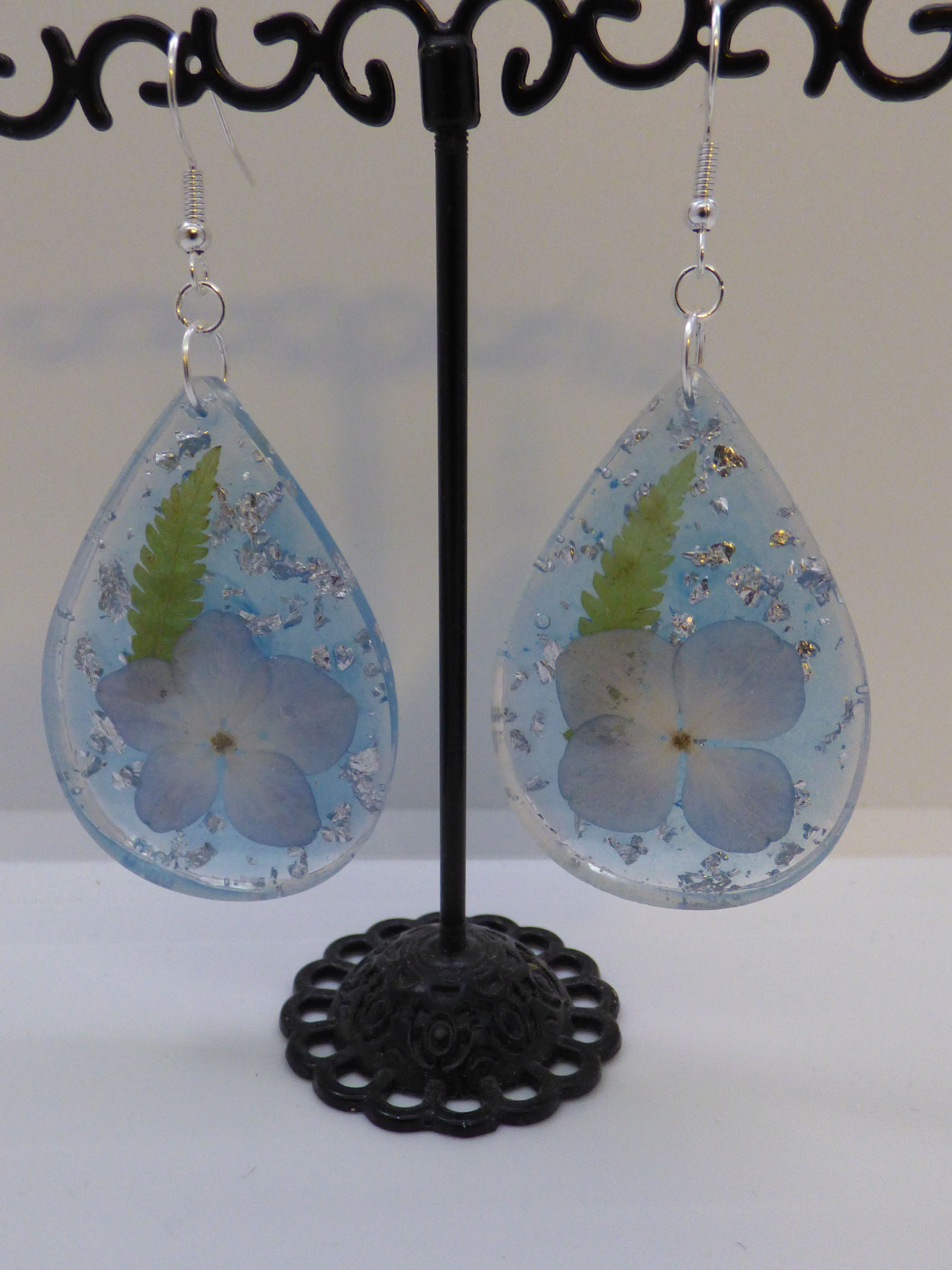 Gorgeous Resin Raindrop Hydrangea Drop Earrings