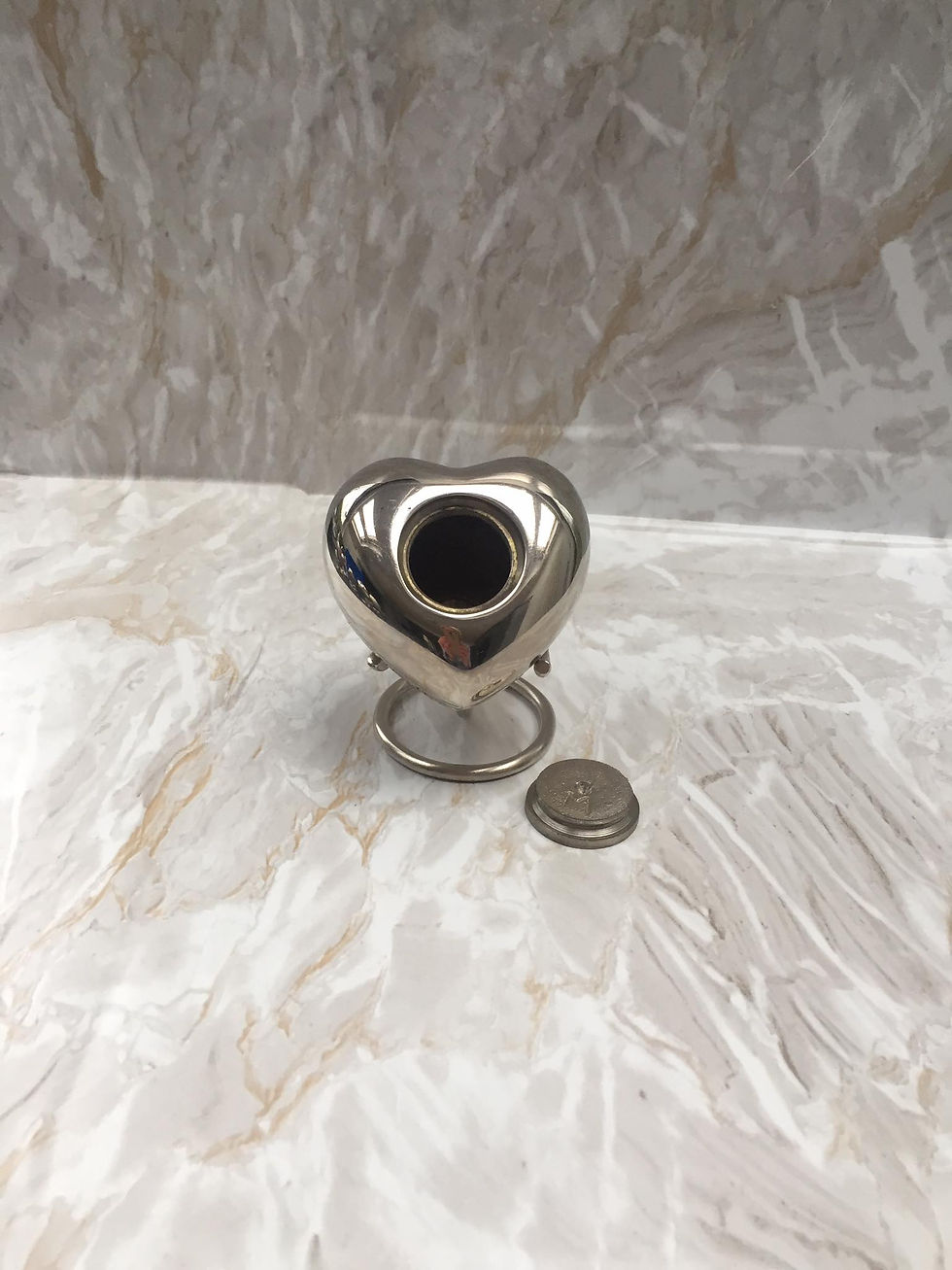 Thumbnail: Silver Engraved Heart Urn