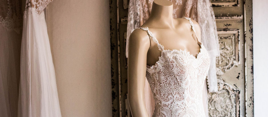 Custom Does Not Mean Perfect (Wedding Planning Guide)