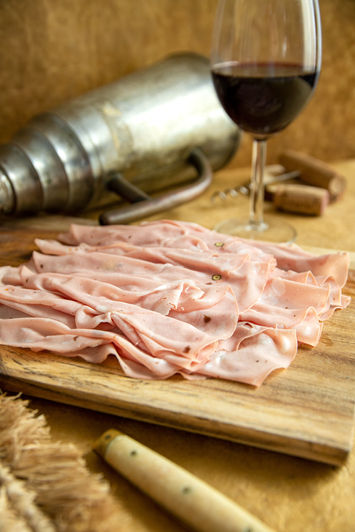 charcuterie Golfera Mortadelle à la truffe WEB V.jpg