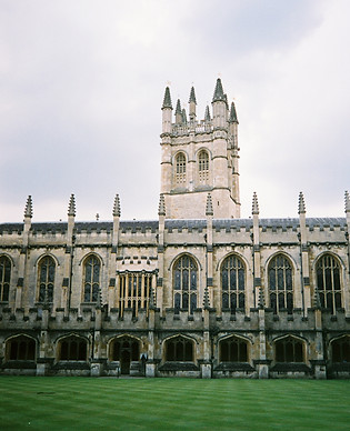 Magdalen College Oxford.jpg