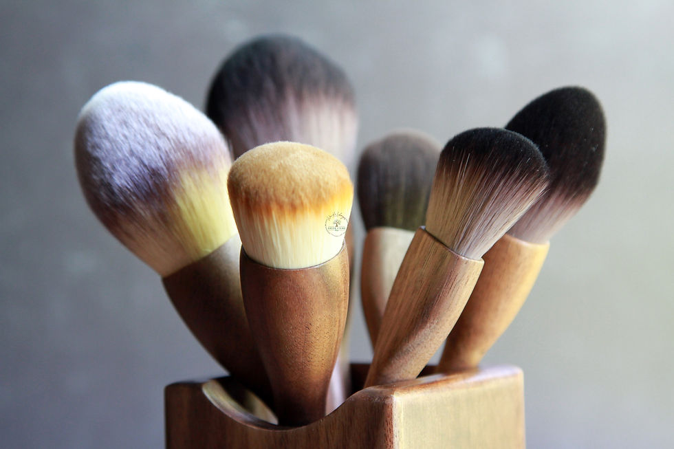 6pc Walnut Handle Makeup Brush Set