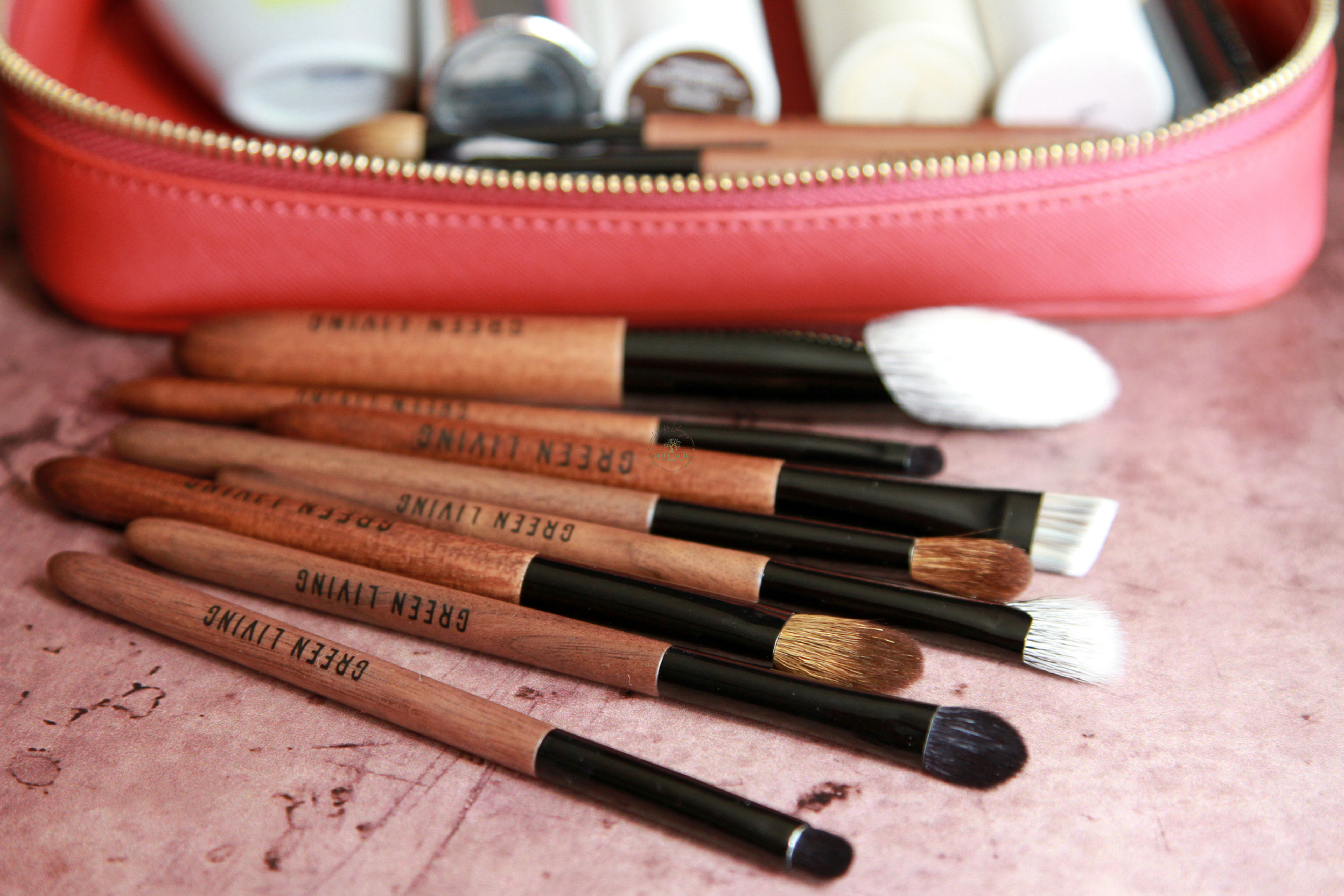 Black Walnut Makeup Brush Set