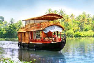 House boat cruise in Kerala