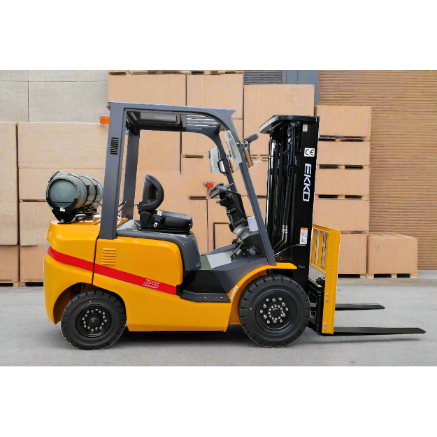 EKKO EK25TLP Forklift with solid pneumatic tires 5000 lbs., cap.