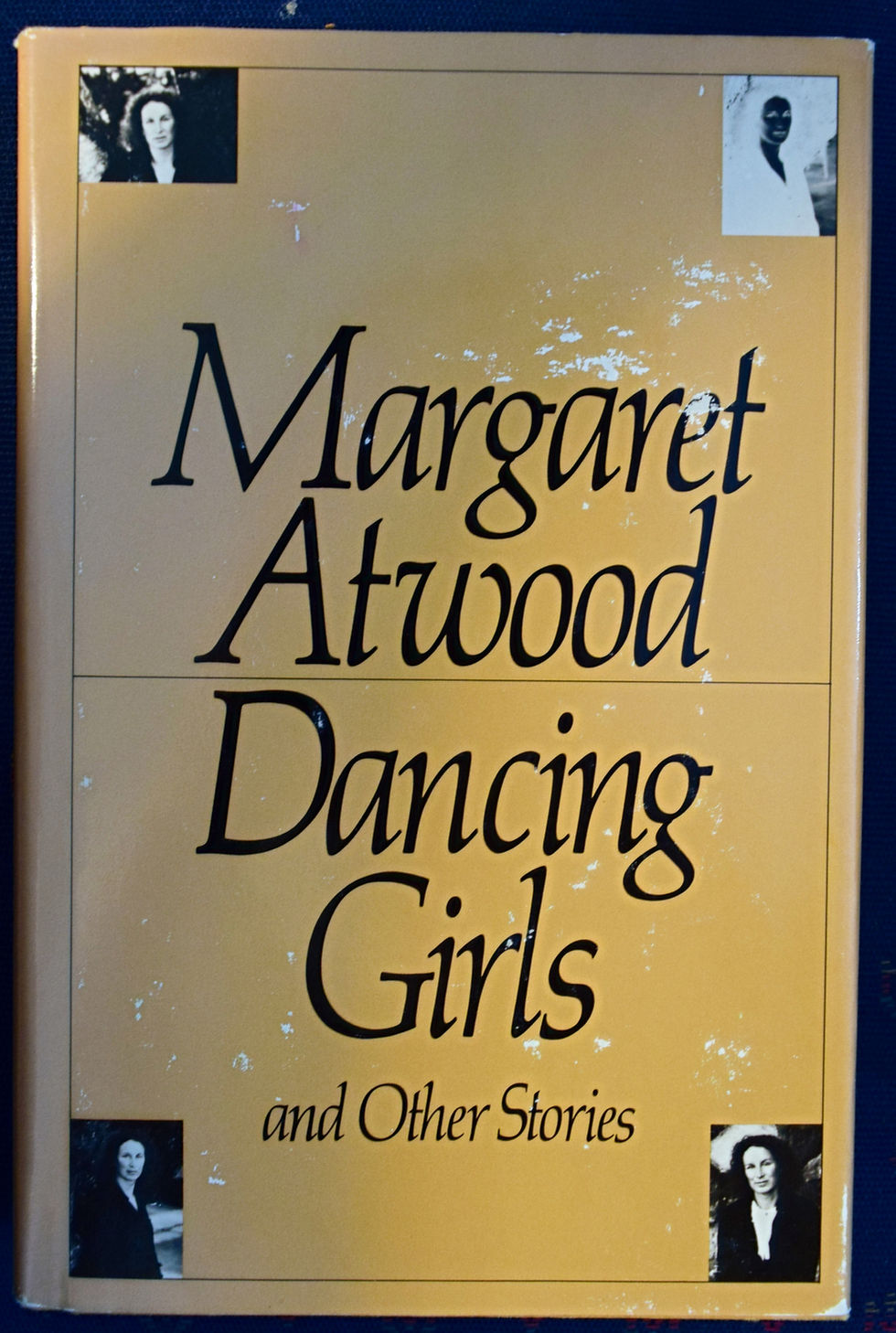 Thumbnail: Dancing Girls and other stories - Margaret Atwood
