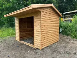 minature pony shelter