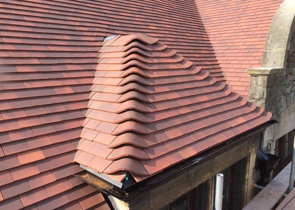 Red tiled roof with wavy pattern