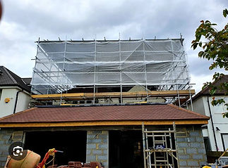 temporary roof scaffold on home