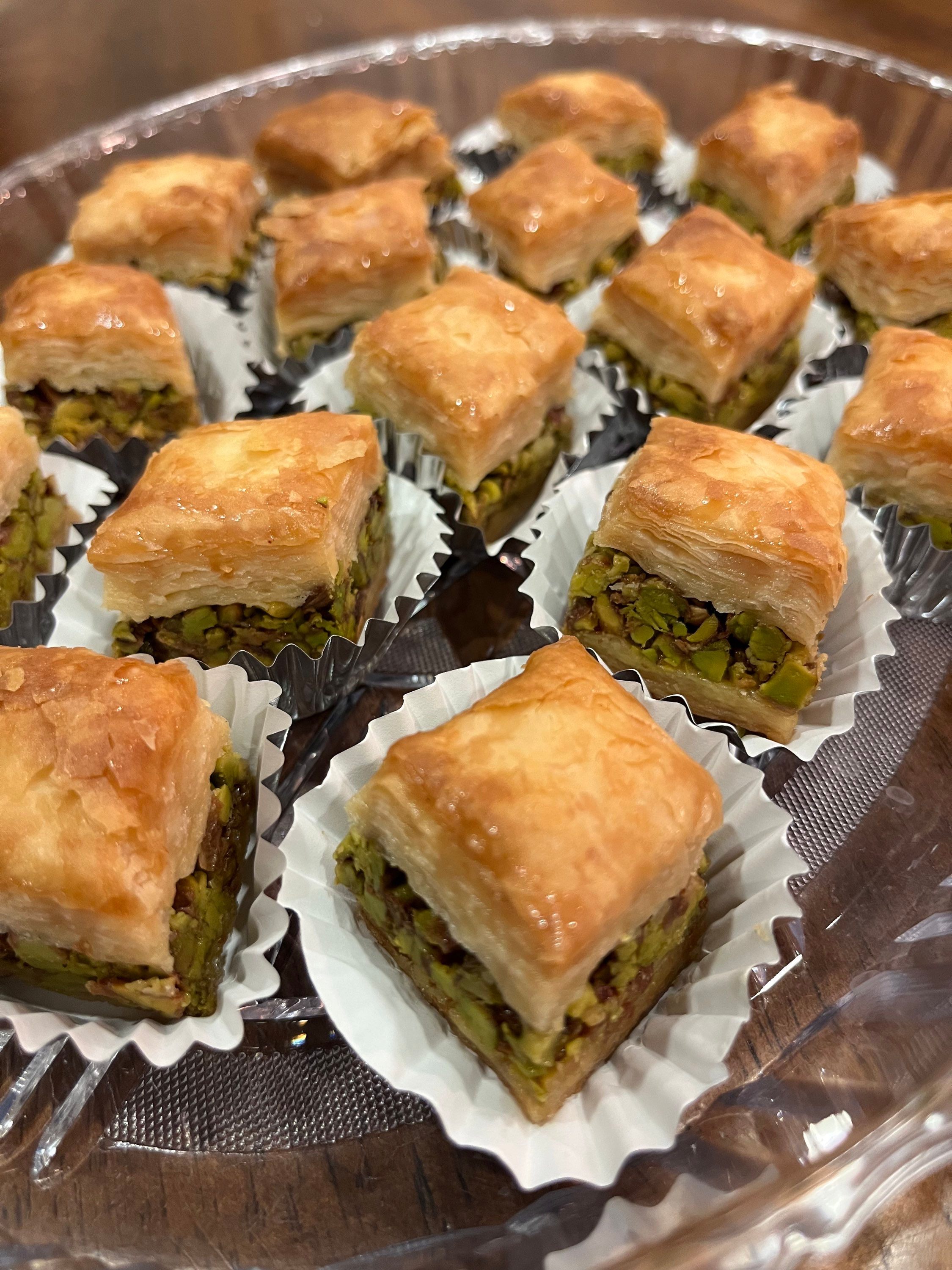 بقلاوة  شامية بالفستق  baklava with pistachio 700 grams