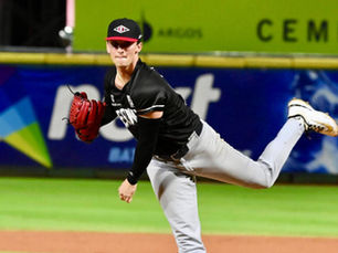LOCKHART Y VALDÉZ COMANDAN BLANQUEADA 5-0 SOBRE LICEY