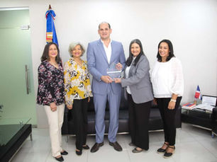 Pacientes de Alto Costo reconocen la labor de Adolfo Pérez al frente de Promese/Cal