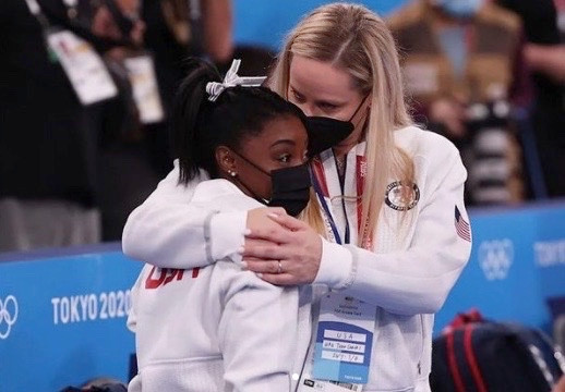 (Foto IG: @simonebiles)