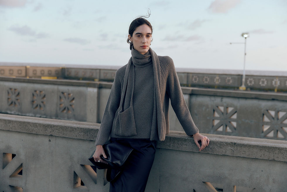 TROUPE-EDIT-FW253540.jpg