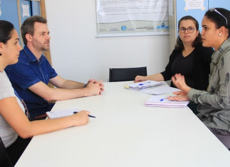 Vereador acompanha desenvolvimento de trabalho social no Jardim dos Oitis