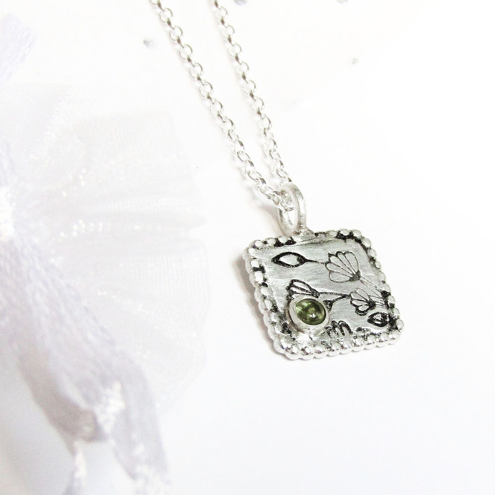 Nouveau peridot necklace