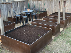 How I Prepare a Raised Garden Bed Each Season