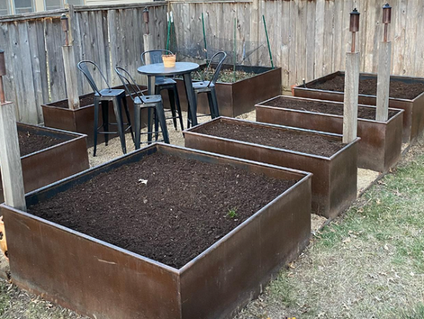 How I Prepare a Raised Garden Bed Each Season