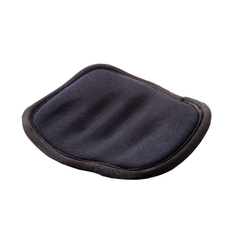 Thumbnail: Short Rope Girth with Protective Buckle Pads - Kavalkade