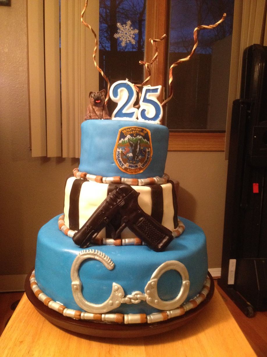 Law Enforcement Cake 1.gif