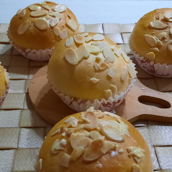Roti Manis Bido Sekar Bakery