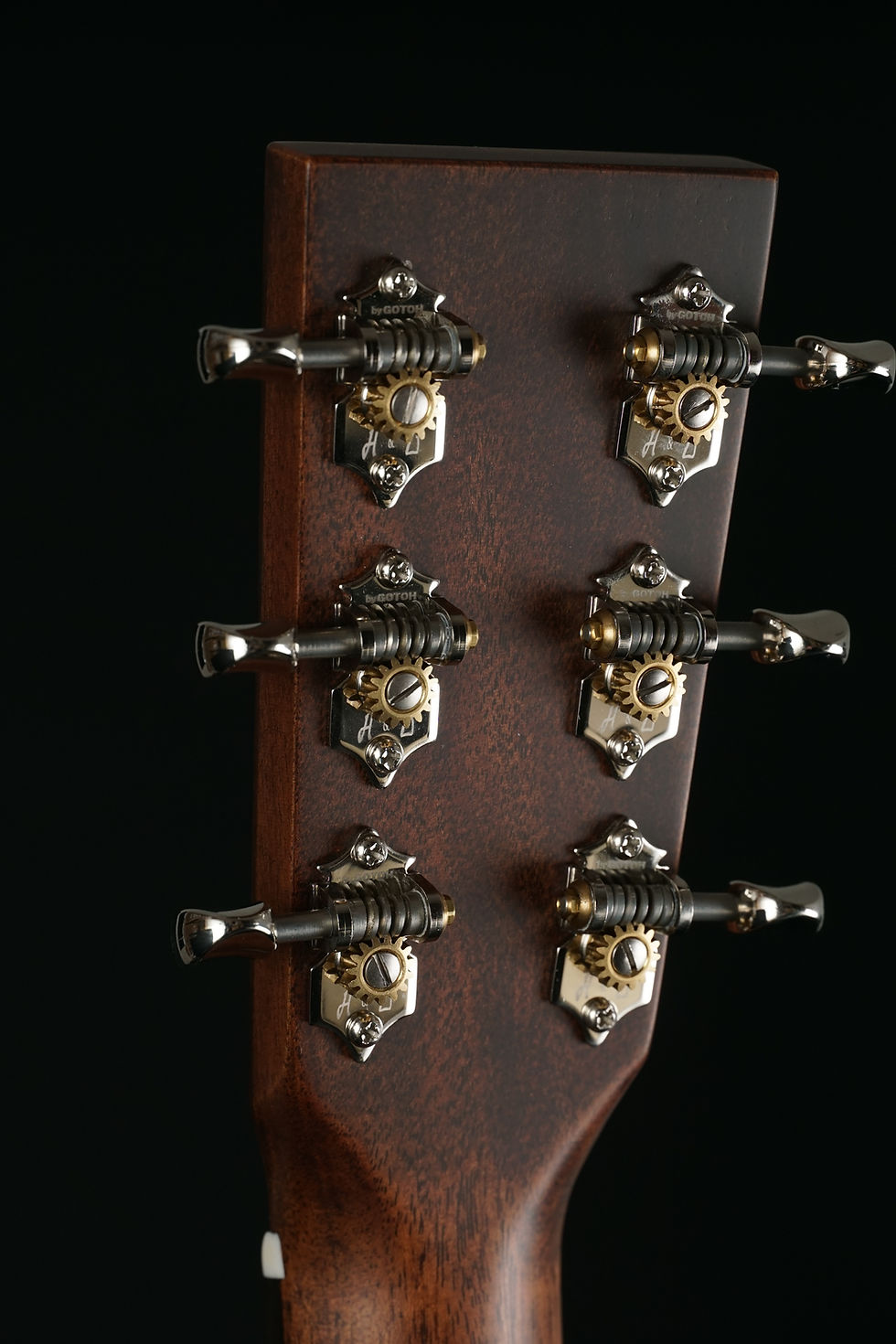 Thumbnail: Huss & Dalton T-OO14 - Engelmann Spruce & Beeswing Mahogany