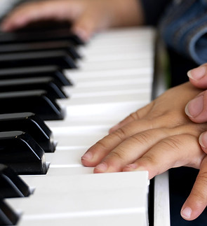 IstitutoSinigalia_Strumenti_PianoforteBes_title.jpg